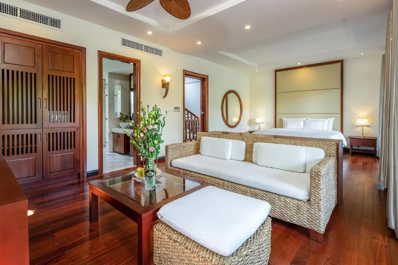 Da Nang Paradise Center My Khe Beach Resort & Spa